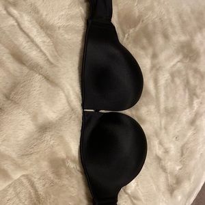 Victoria Secret Bombshell Strapless Bra 34b